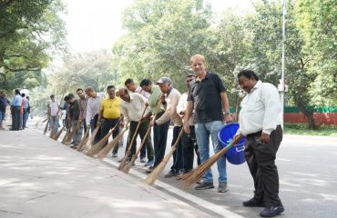 Mega Cleanliness Drive under 'SHS-2023 at Jaisalmer House on 1st Oct 2023