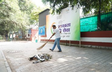 Mega Cleanliness Drive under 'SHS-2023 at Jaisalmer House on 1st Oct 2023