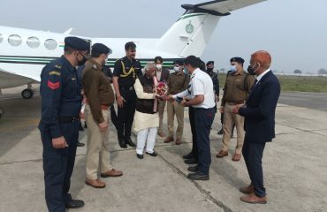 bouquet welcome of Honble Governor