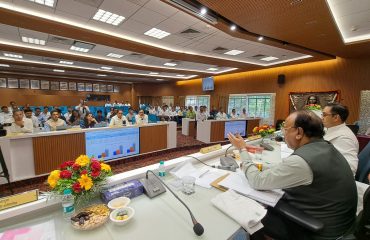 मा. मंत्री महसूल यांच्या अध्यक्षतेखाली आढावा बैठक
