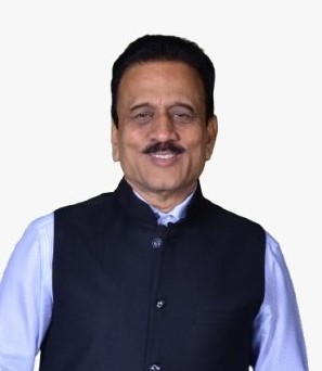 श्री. गिरीश गीता दत्तात्रय महाजन