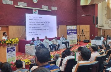 गुंतलेले प्रेक्षक आणि विचार करायला लावणारे संवाद - पॅनेलचे सदस्य हवामान अनुकूलतेच्या महत्त्वाच्या प्रश्नांना प्रतिसाद देतात