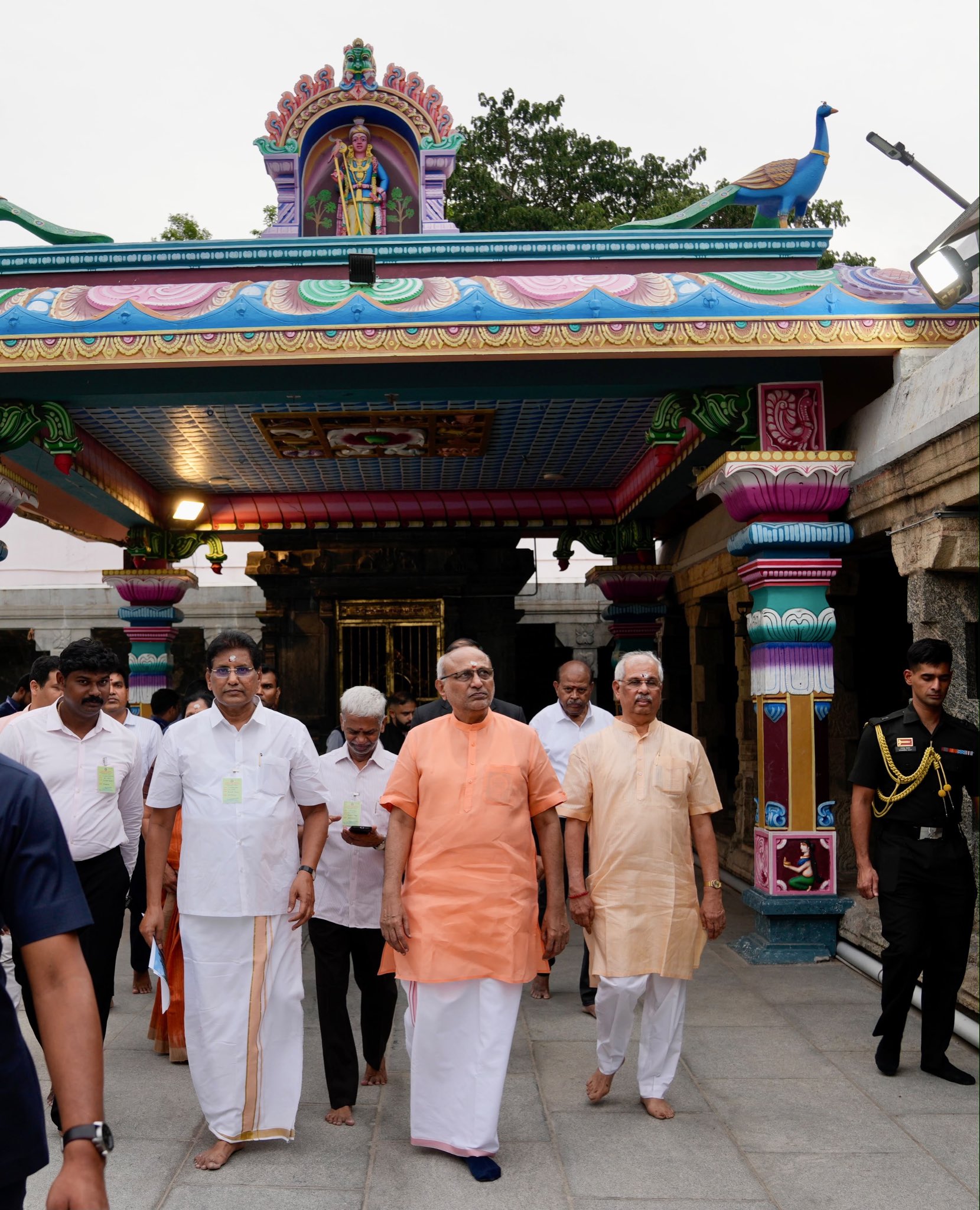 Vice President Shri C. P. Radhakrishnan offered prayers at Arulmigu Avinashi Lingeswarar Temple in Avinashi, Tiruppur on 22.07.2026