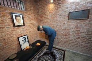 Vice President Shri C. P. Radhakrishnan paid tribute floral tributes at the Veer Savarkar’s cell at National Memorial Cellular Jail on 08.08.2026