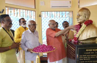 Vice President Shri C. P. Radhakrishnan unveiled the statue of social reformer and freedom fighter Mannathu Padmanabhan at the Mannam International Centre, New Delhi on 12.07.2026