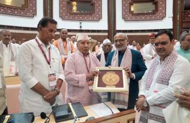 The Vice President Shri C. P. Radhakrishnan honoured the former and sitting Members of the Rajasthan Legislative Assembly during the Valedictory Session of Vidhayi Gaurav Yatra on 15.07.2026