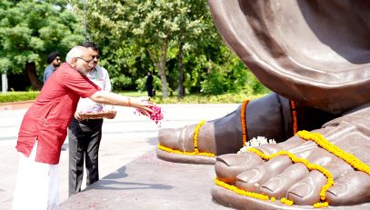 The Vice President of India, Shri C.P. Radhakrishnan paid floral tributes to Pandit Deen Dayal Upadhyaya at Pt. Deen Dayal Upadhyay Memorial, in Delhi on September 12, 2025