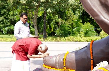 The Vice President of India, Shri C.P. Radhakrishnan paid floral tributes to Pandit Deen Dayal Upadhyaya at Pt. Deen Dayal Upadhyay Memorial, in Delhi on September 12, 2025