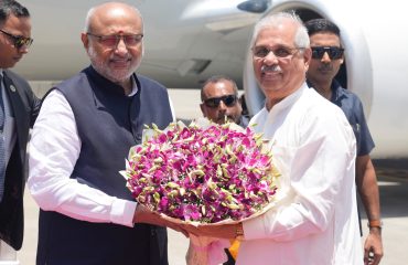 Vice President Shri C. P. Radhakrishnan was accorded a warm welcome, by Governor of Tamil Nadu, Thiru Rajendra Vishwanath Arlekar; Union Minister of State Dr. L. Murugan; Minister in the Government of Tamil Nadu, Thiru Rajmohan, and other dignitaries, upon his arrival at Chennai International Airport on 16.08.2026.