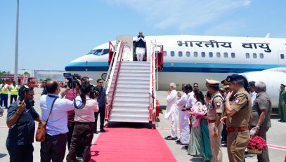 Vice President Shri C. P. Radhakrishnan was accorded a warm welcome, by Governor of Tamil Nadu, Thiru Rajendra Vishwanath Arlekar; Union Minister of State Dr. L. Murugan; Minister in the Government of Tamil Nadu, Thiru Rajmohan, and other dignitaries, upon his arrival at Chennai International Airport on 16.08.2026.