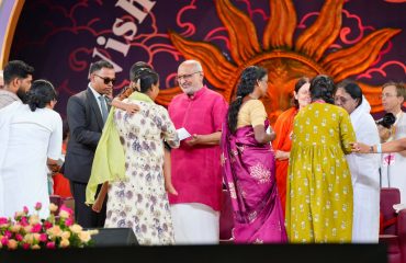 Vice President Shri C. P. Radhakrishnan launched several humanitarian initiatives of Mata Amritanandamayi Math during the Vishwa Seva Dinam celebrations at Amritapuri, Kollam on 27.09.2026