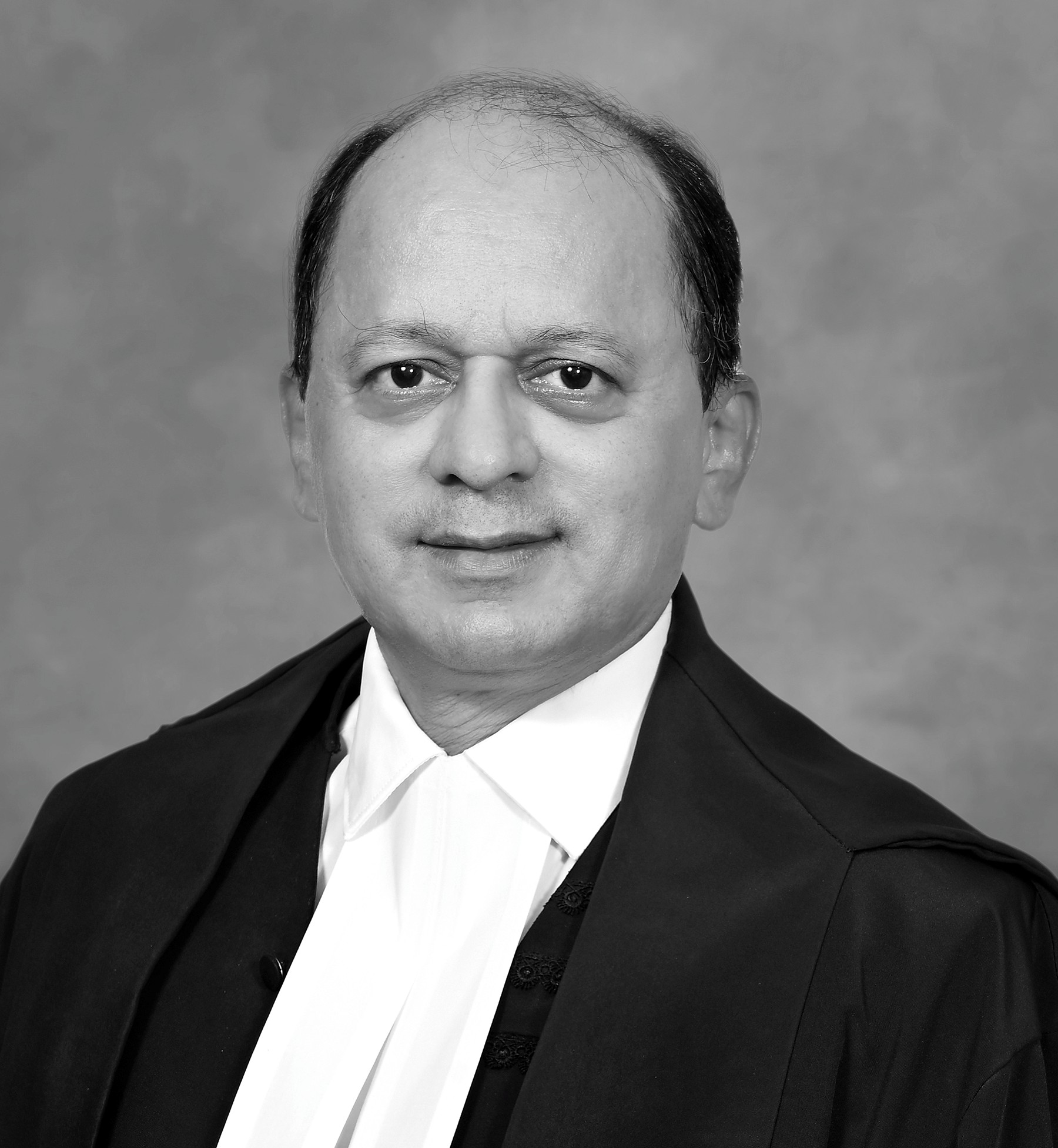HON'BLE THE ACTING CHIEF JUSTICE
