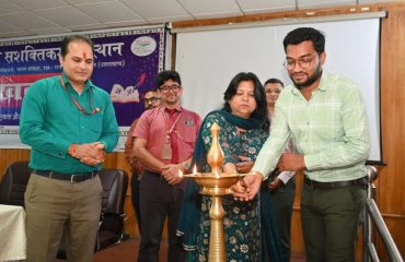 Deep prajwalan program before Hindi pakhwada