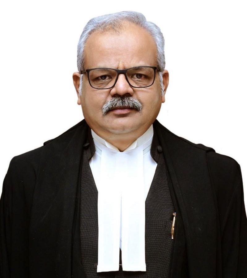 HON’BLE SHRI JUSTICE VIVEK RUSIA