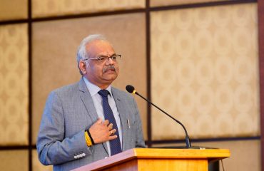 “विवाद से समाधान तक”