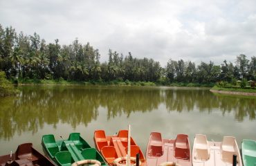 Vanganga Lake Garden boat