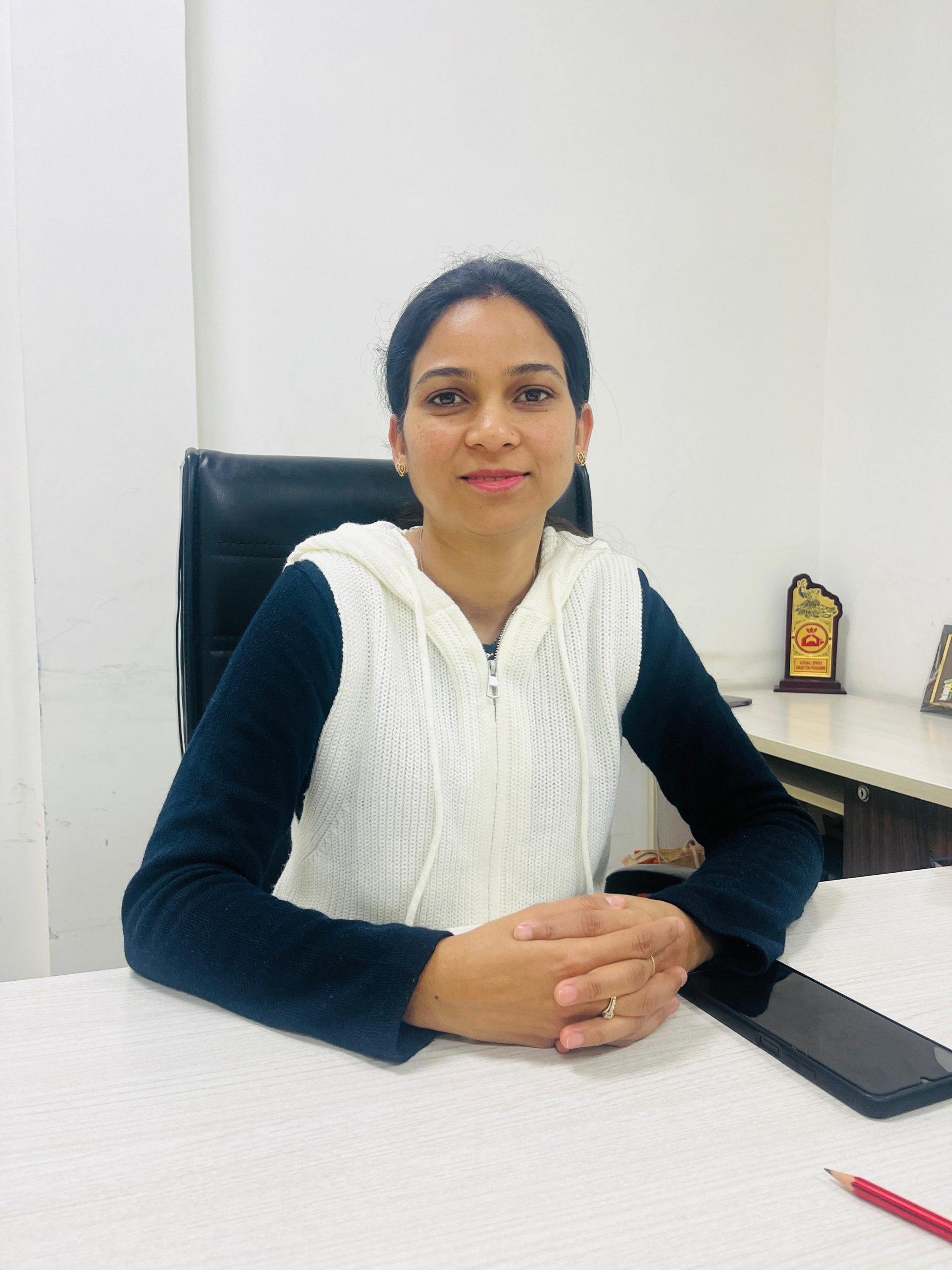 dr akanksha nirala