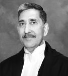 Shri Chandrashekhar