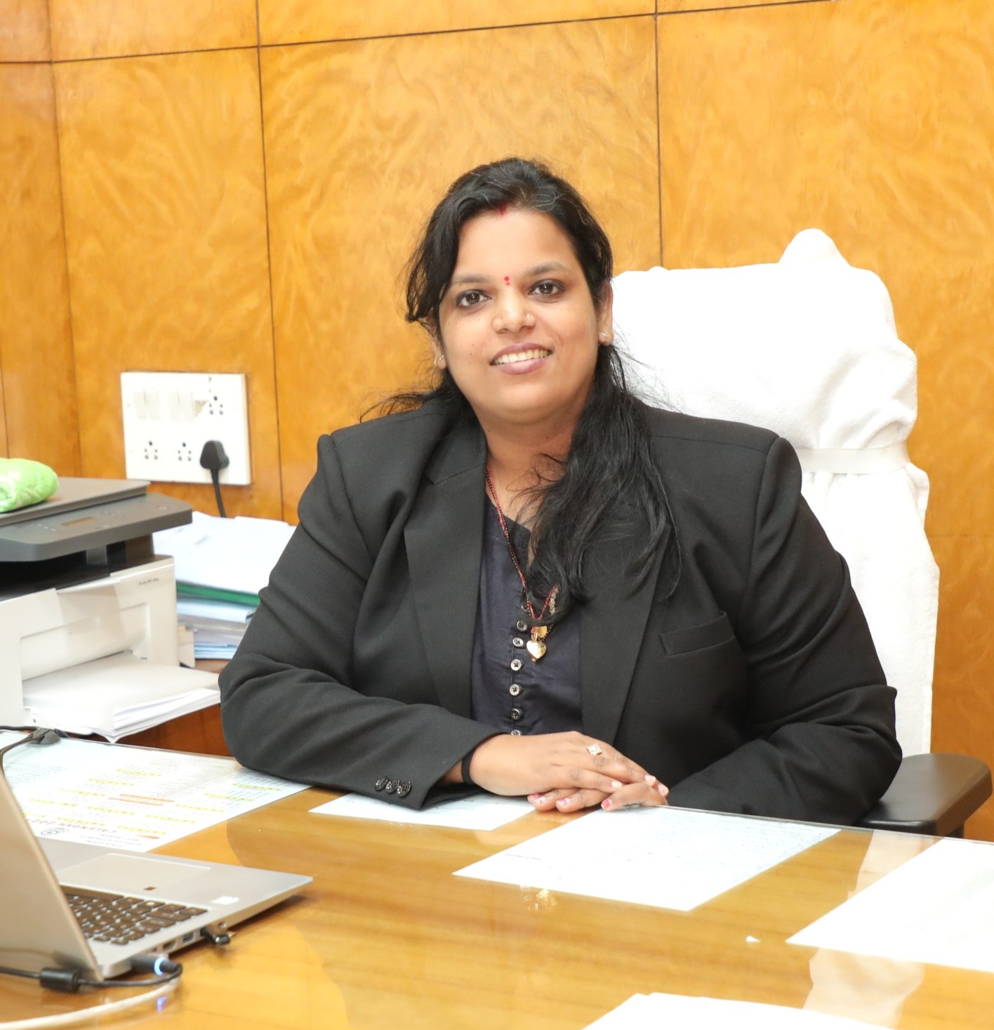 Dy Secretary Smt Poonam Singhi