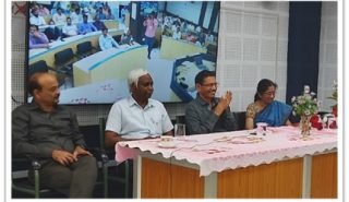 SIO TS & Head NIU along with Sh Anil Rathore, STD & HoD NIU Hyderabad on the dais with Shri & Smt R S N Murthy