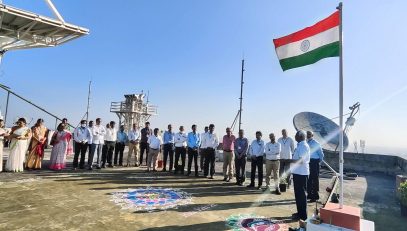 सभा को संबोधित करते हुए एसआईओ-टीएस और प्रमुख एनआईयू |