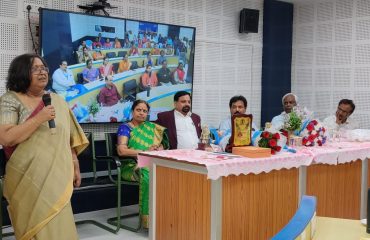 श्रीमती सुननदा भट्टाचार्जी इस अवसर पर बोल रही थीं