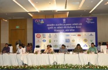 संसदीय राजभाषा समिति की द्वितीय उपसमिति के सदस्य |