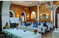 सूचना सुरक्षा नीतियाँ और शासन, जोखिम और अनुपालन विषय पर