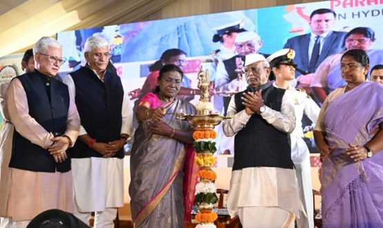 राष्ट्रपति दौरान आईसीटी सहायता