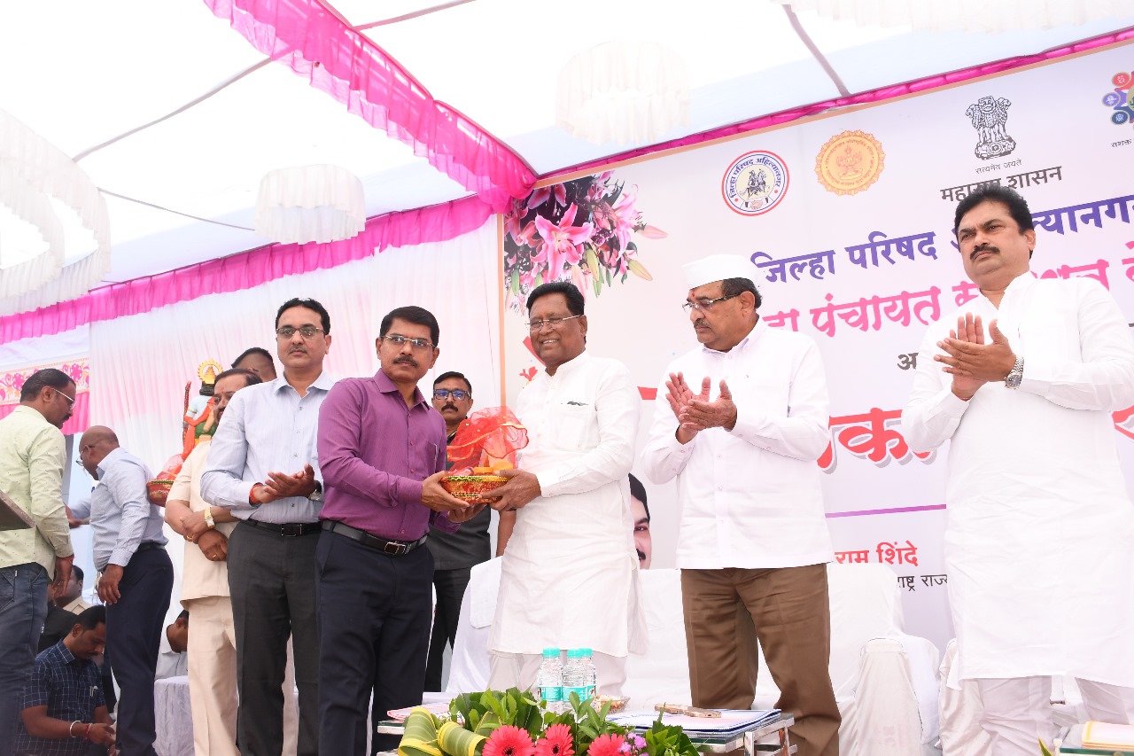 WhatsApp Image 2025-11-15 at 8.16.28 PM (2)