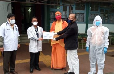 (Picture from L-R) Member Secretary, MSLSA along with Secretary of Ramakrishna Mission, Sohra and Doctors of Civil Hospital, Shillong during the distribution of PPEs on the 22nd April, 2020