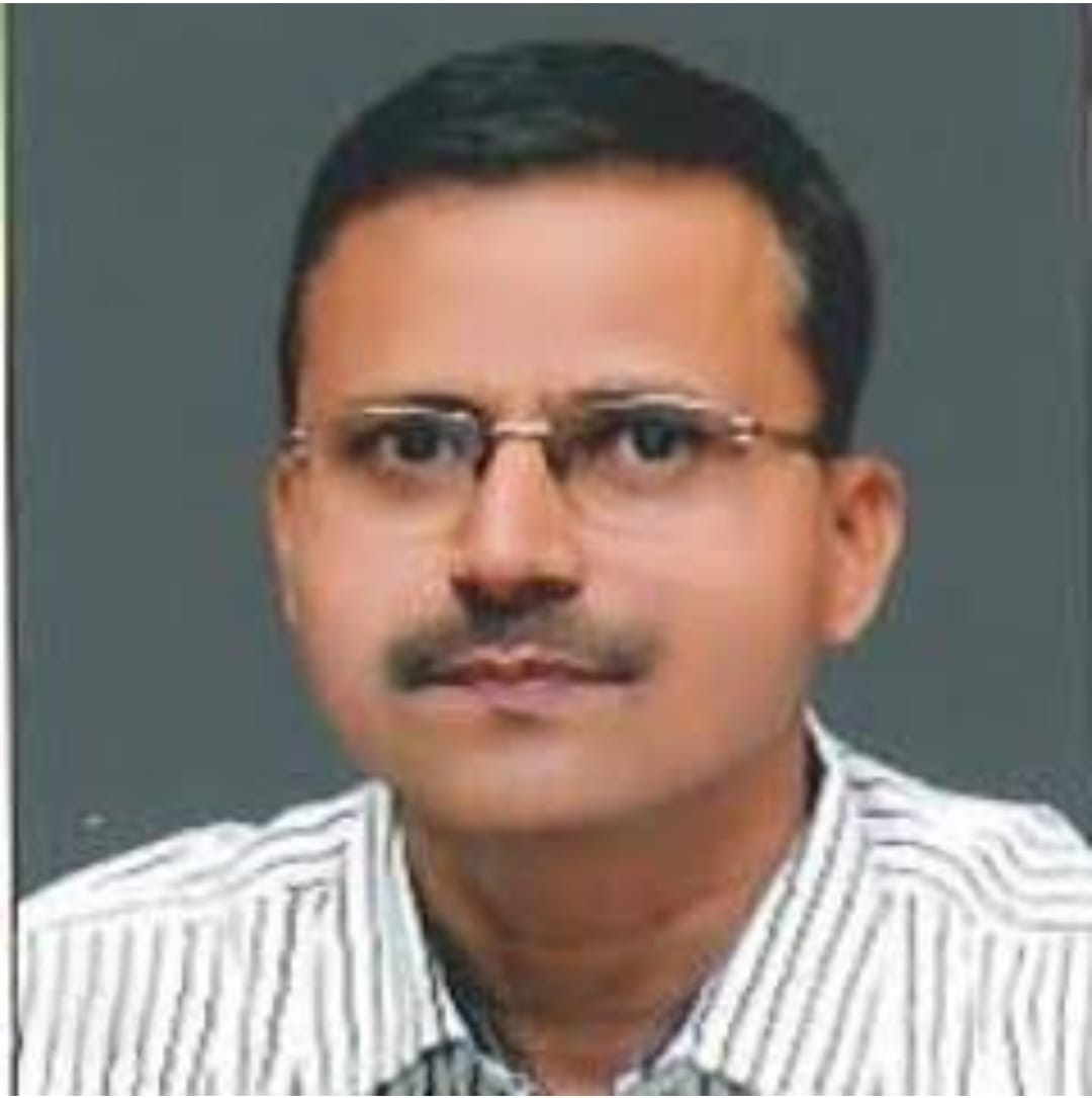 श्री. एकनाथ डवले