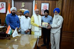 A delegation from Gurdwara Shri Guru Singh Sabha Ranchi met the Honourable Governor Shri C.P. Radhakrishnan at Raj Bhawan Ranchi