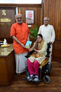 Hon'ble Governor Shri CP Radhakrishnan met Dr. Divya Singh (Pediatrician, RIMS) at Raj Bhavan