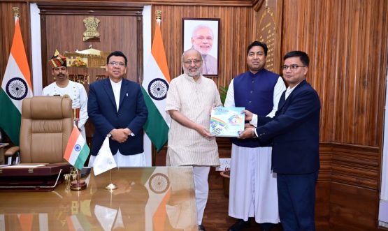 Fr Ignatius Lakra, Principal, St. Xavier's School, Doranda met the Honourable Governor Shri C.P. Radhakrishnan at Raj Bhavan.