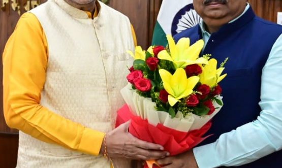 Honorable Governor cum Chancellor Shri C.P. Radhakrishnan was met by Dr. Tapan Kumar Shandilya, Vice Chancellor of Dr. Shyama Prasad Mukherjee University at Raj Bhavan