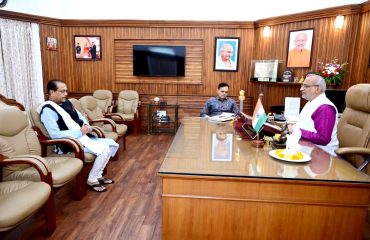 Honorable Governor Shri CP Radhakrishnan and former Minister of State Shri Radha Krishna Kishore