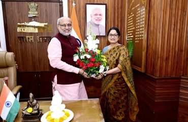 Honorable Union Minister, Ministry of Women and Child Development, Smt. Annapurna Devi paid a courtesy call on Honorable Governor Shri C.P. Radhakrishnan at Raj Bhavan.