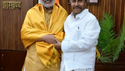 Rajya Sabha MP Shri M. Thambidurai met Honorable Governor Shri CP Radhakrishnan at Raj Bhavan