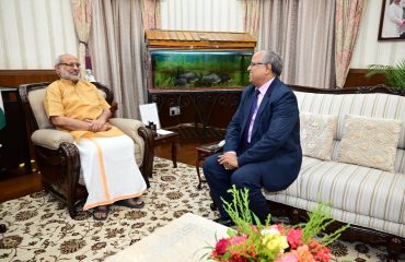 Honorable Governor received a courtesy call from the Chief Justice of Jharkhand High Court Hon'ble Justice Dr. Vidyut Ranjan Sarangi at Raj Bhavan