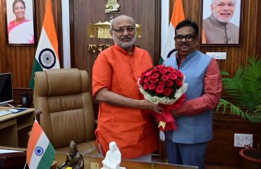 Honorable Governor-cum-Chancellor of Universities of Jharkhand State was met by Vice Chancellor of Dr. Shyama Prasad Mukherjee University, Ranchi at Raj Bhavan