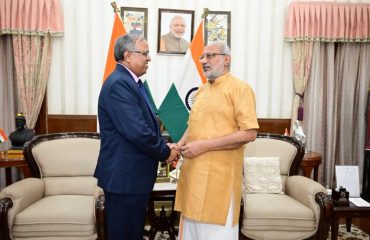 Honorable Governor received a courtesy call from the Chief Justice of Jharkhand High Court Hon'ble Justice Dr. Vidyut Ranjan Sarangi at Raj Bhavan