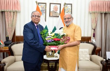 Honorable Governor received a courtesy call from the Chief Justice of Jharkhand High Court Hon'ble Justice Dr. Vidyut Ranjan Sarangi at Raj Bhavan