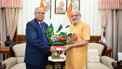 Honorable Governor received a courtesy call from the Chief Justice of Jharkhand High Court Hon'ble Justice Dr. Vidyut Ranjan Sarangi at Raj Bhavan