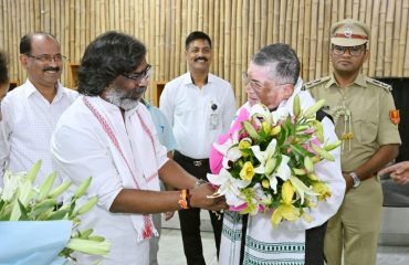 Guard of Honor was given to the Hon'ble Governor Designate of Jharkhand at Birsa Munda Airport, Ranchi