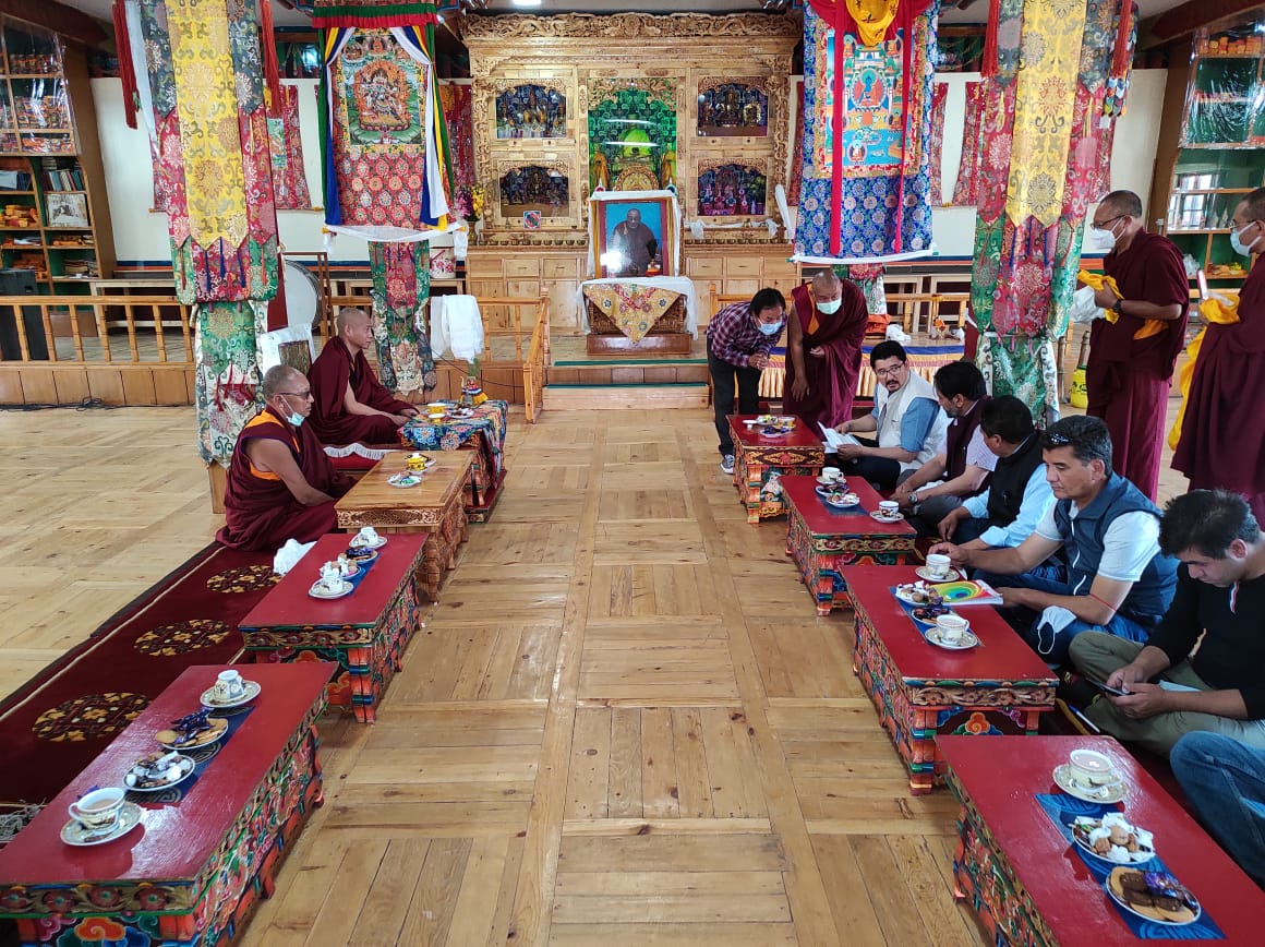 CEC Tashi Gyalson visits Tibetan refugee settlements in Leh Reviews grievances of Tibetan refugees 
