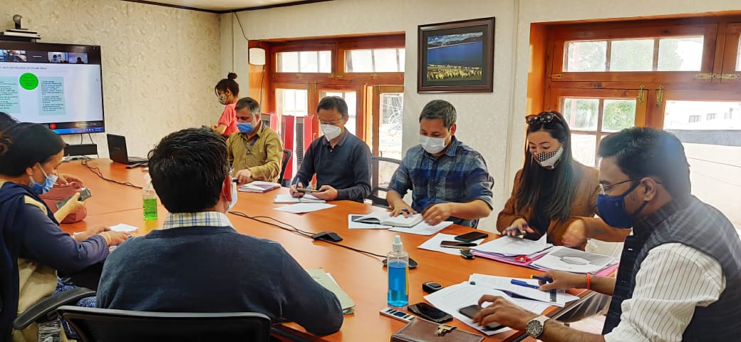 DC Leh convenes meeting of City Mission Management Unit under DAY-NULM