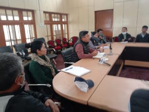 Director Industries & Commerce Ladakh visits Zanskar, conducts awareness programme (3)
