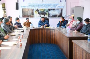 Sheep Husbandry Dept Kargil organizes training program on KCC under Azadi Ka Amrit Mahotsav (1)