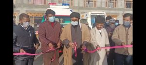 CEC Feroz Khan flags off advanced life support ambulance, distributes oxygen concentrators (4)